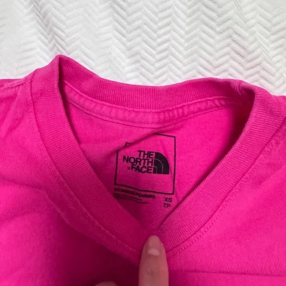 The North Face Pink T-Shirt in XS - Picture 4 of 6